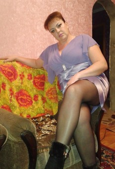 Russian Women in Their 60s At Home (79 photos)