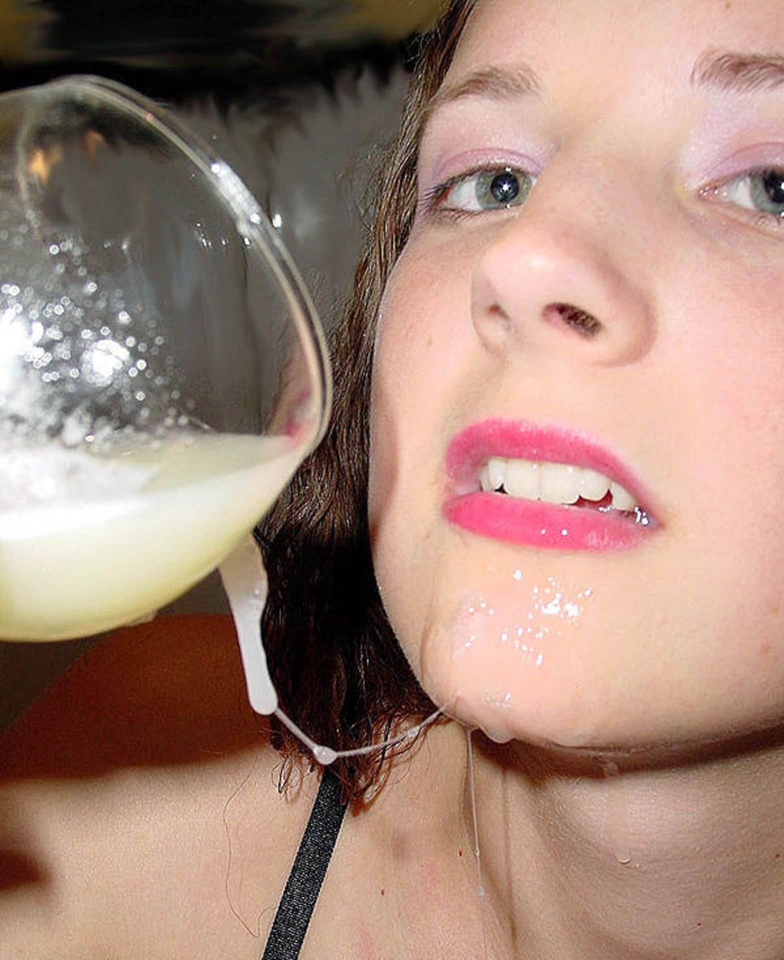 Drinking Sperm From A Plate Photos Porn Ddeva