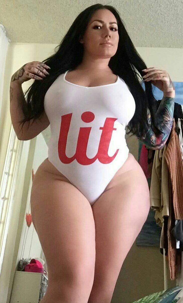Pamela Medina plus saz