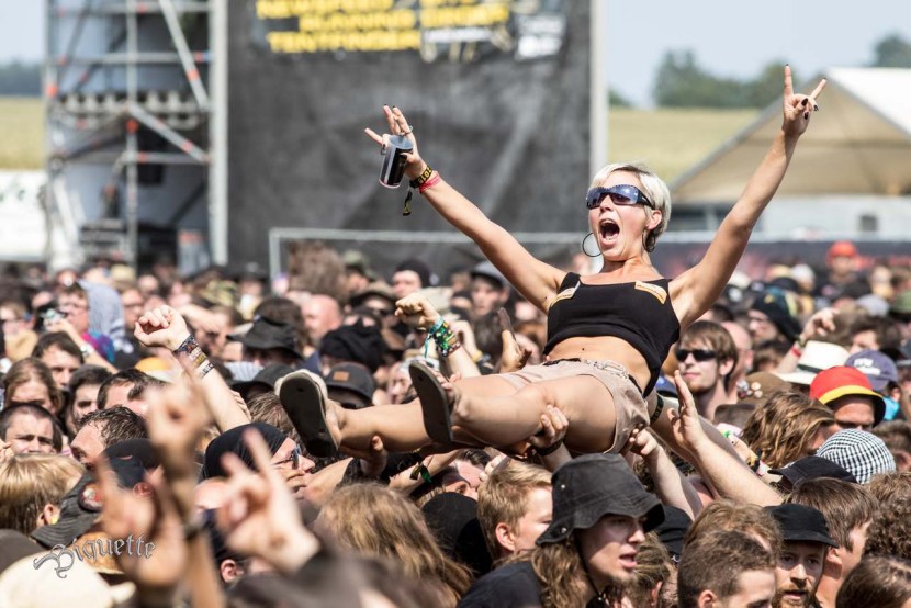 Naked boobs at the rock festival