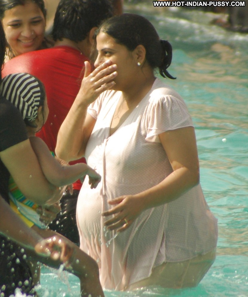 Swimming in the waterfall of girls