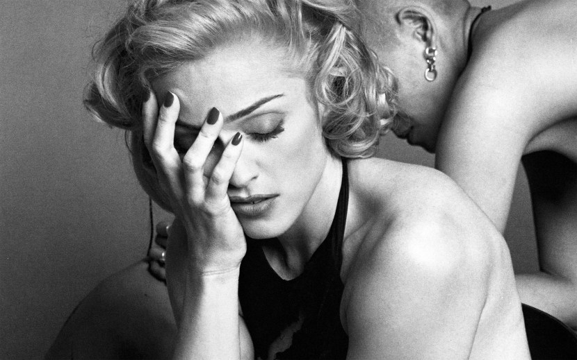 Helga Snokety with her sister