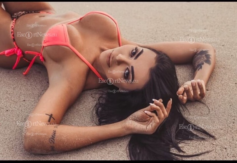 Lisa Cross Bodybuilding