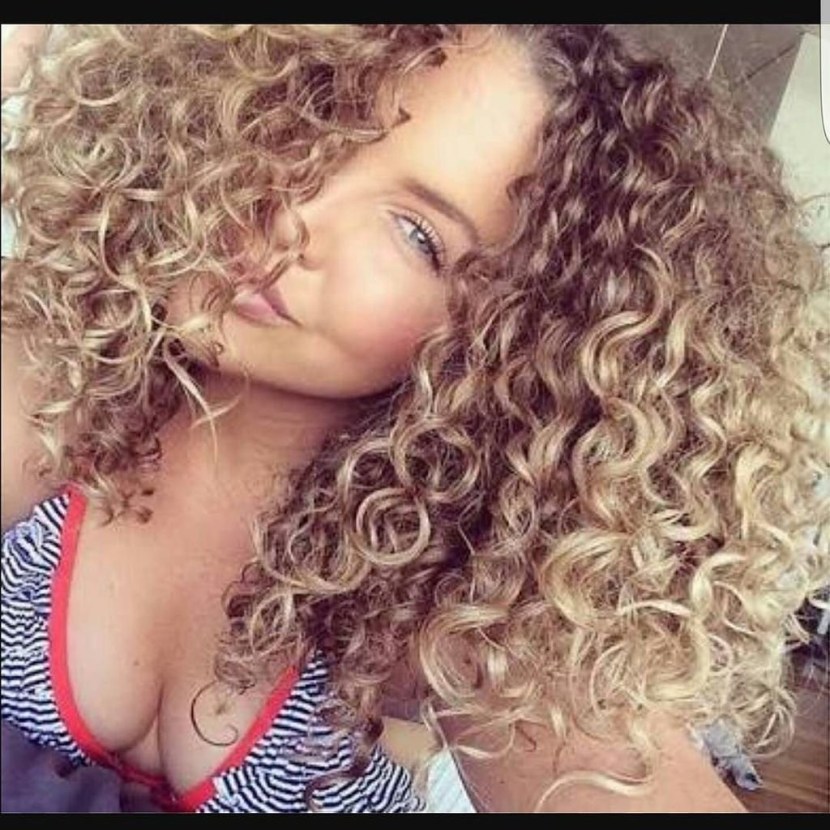 Curly Jacqueline Stone