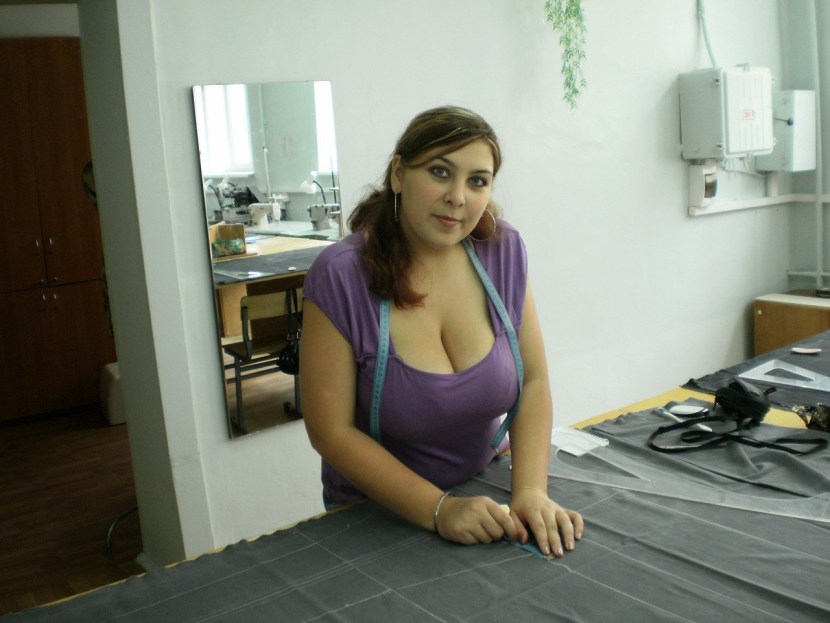 Several girls in pantyhose