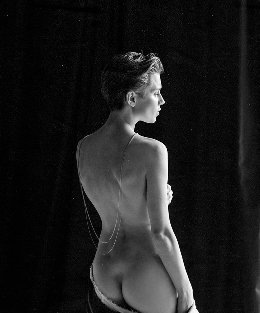 Daria Melnikova in the film Once in a bathhouse