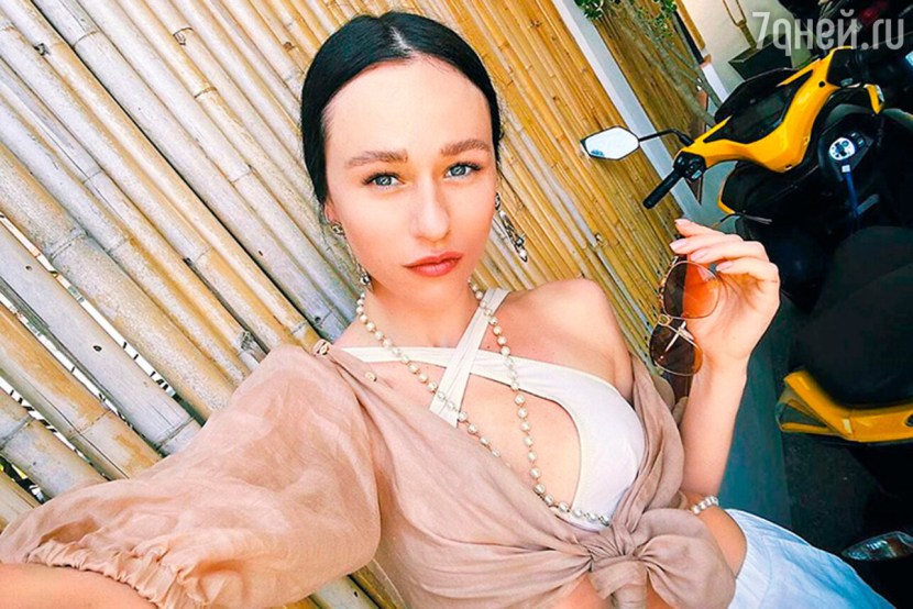 Singer Katya Lee in a swimsuit