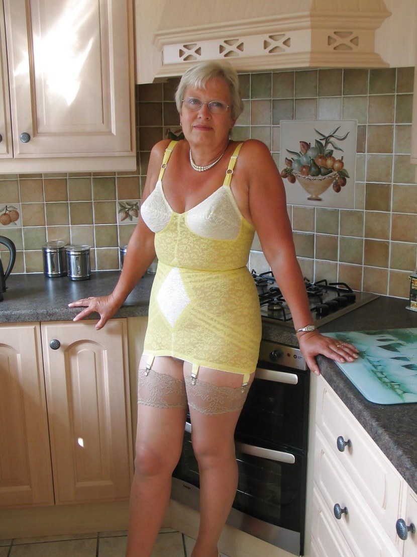 Naked adult well -groomed women