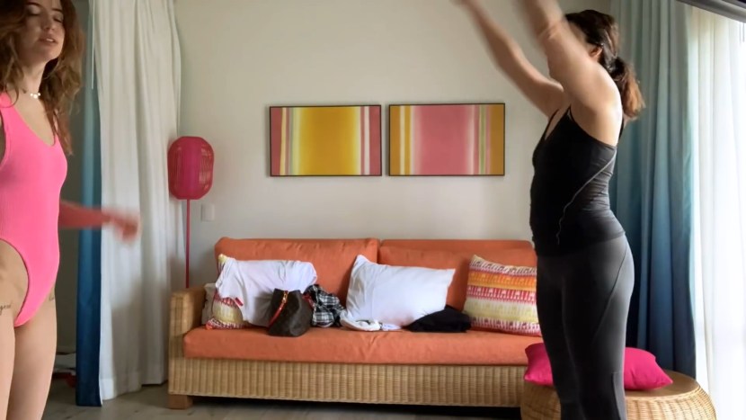 Nadia Dorofeeva Dodo Vlog