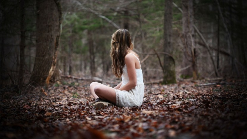 The girl got lost in the forest