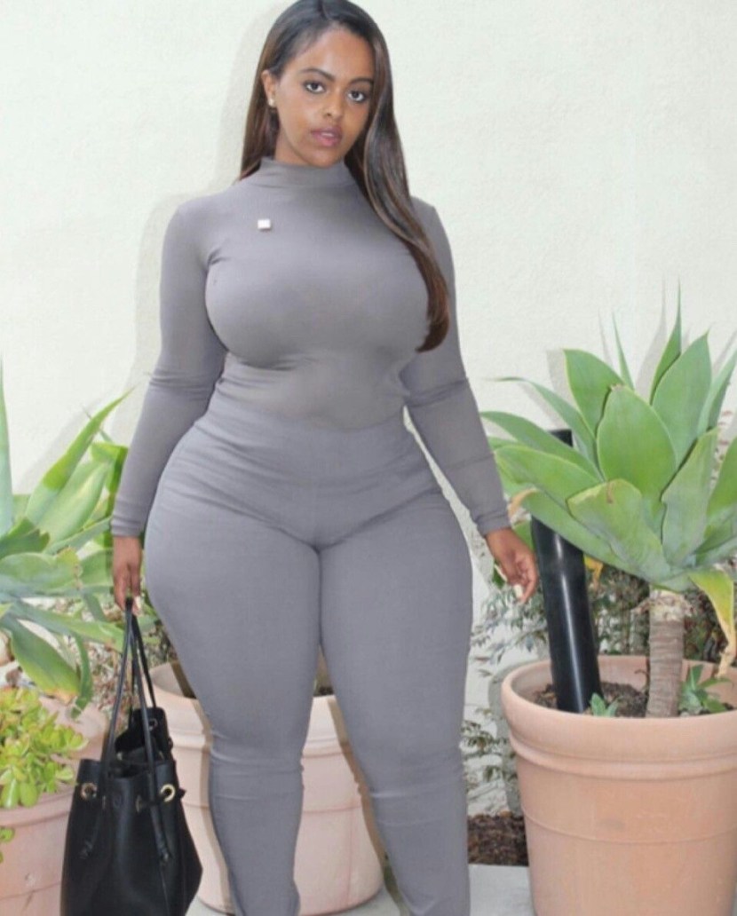 Mulattos with big hips