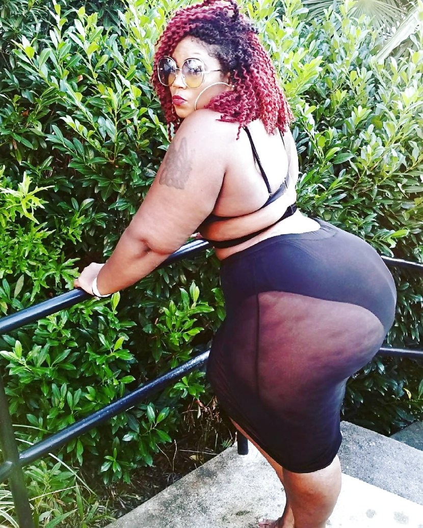 Giant hips