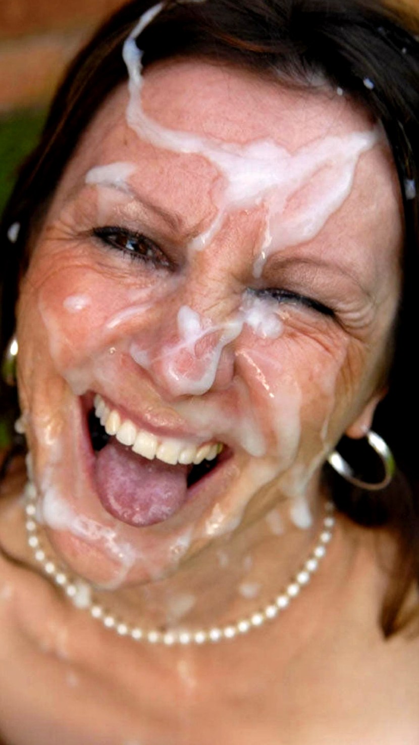 Mature women cum on the face