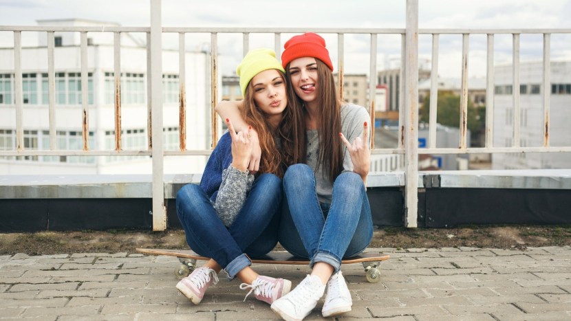 Building lips close -up