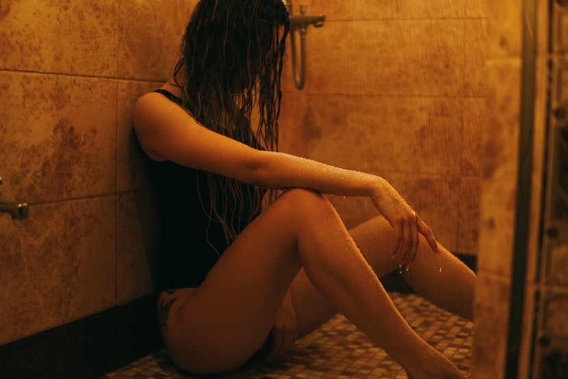 Ass in bath go here baby