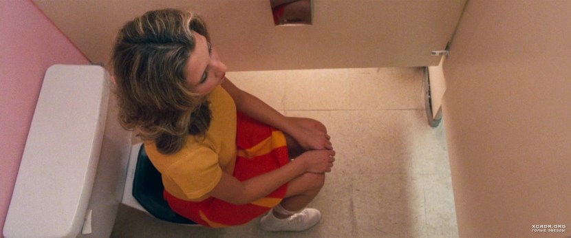 Svyating in the toilet