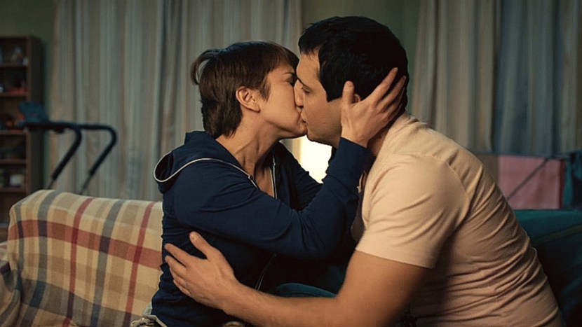 Erotic scenes are young and beautiful