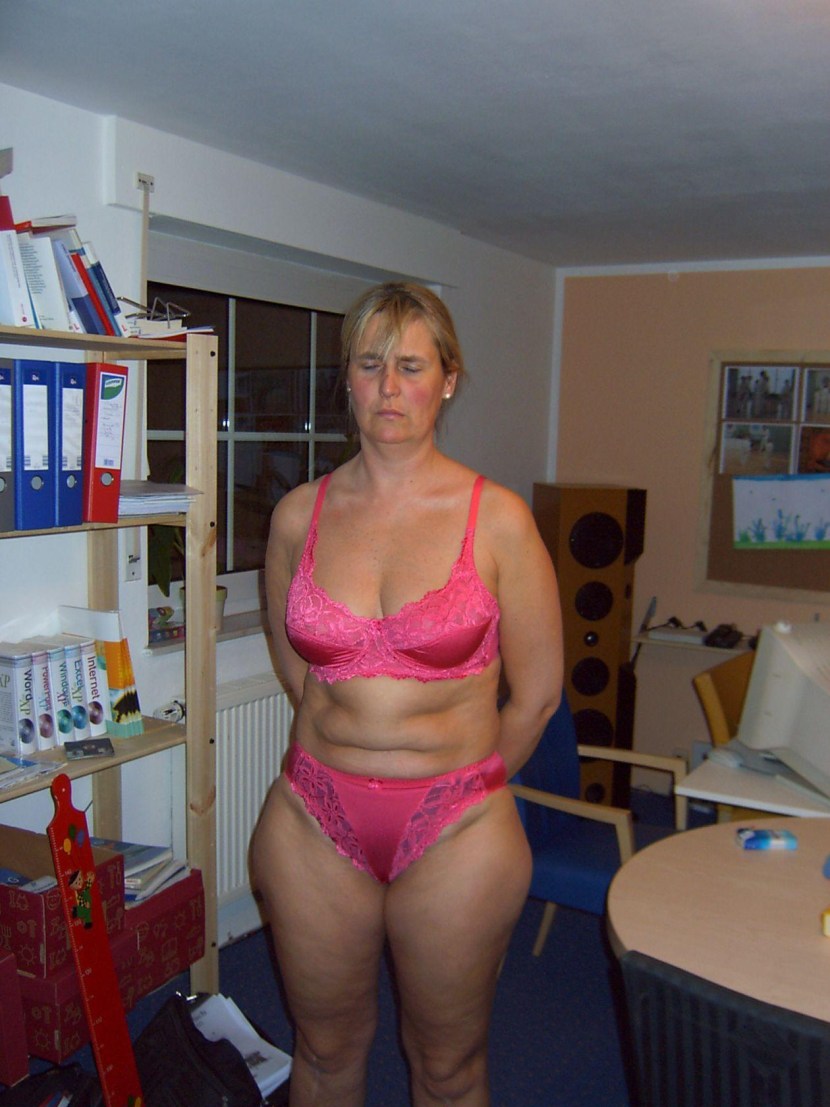 Adult women amateur