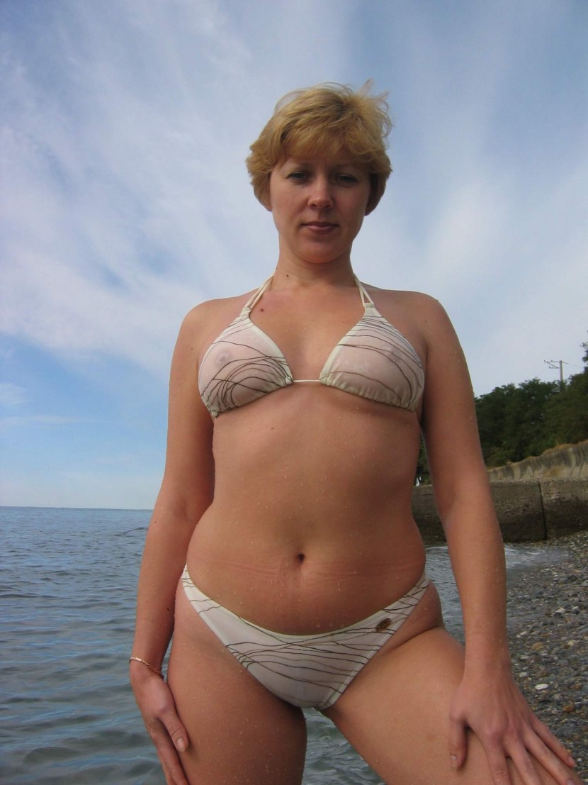 Elderly aunts in swimsuits Private