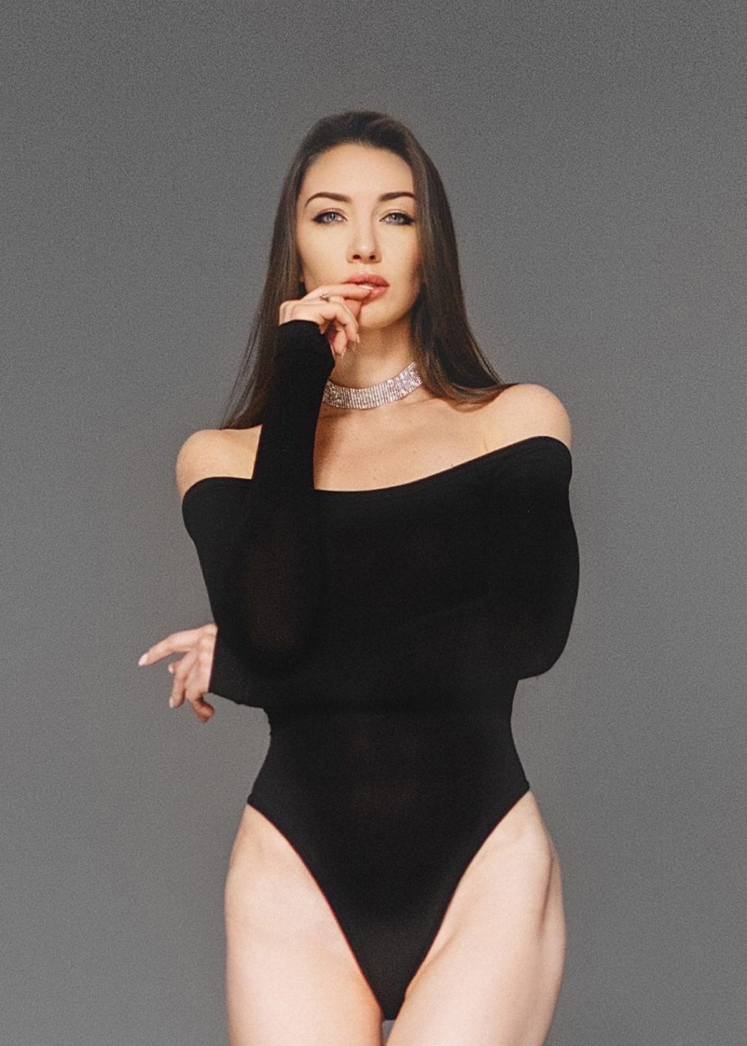 Marina Kim TV presenter naked