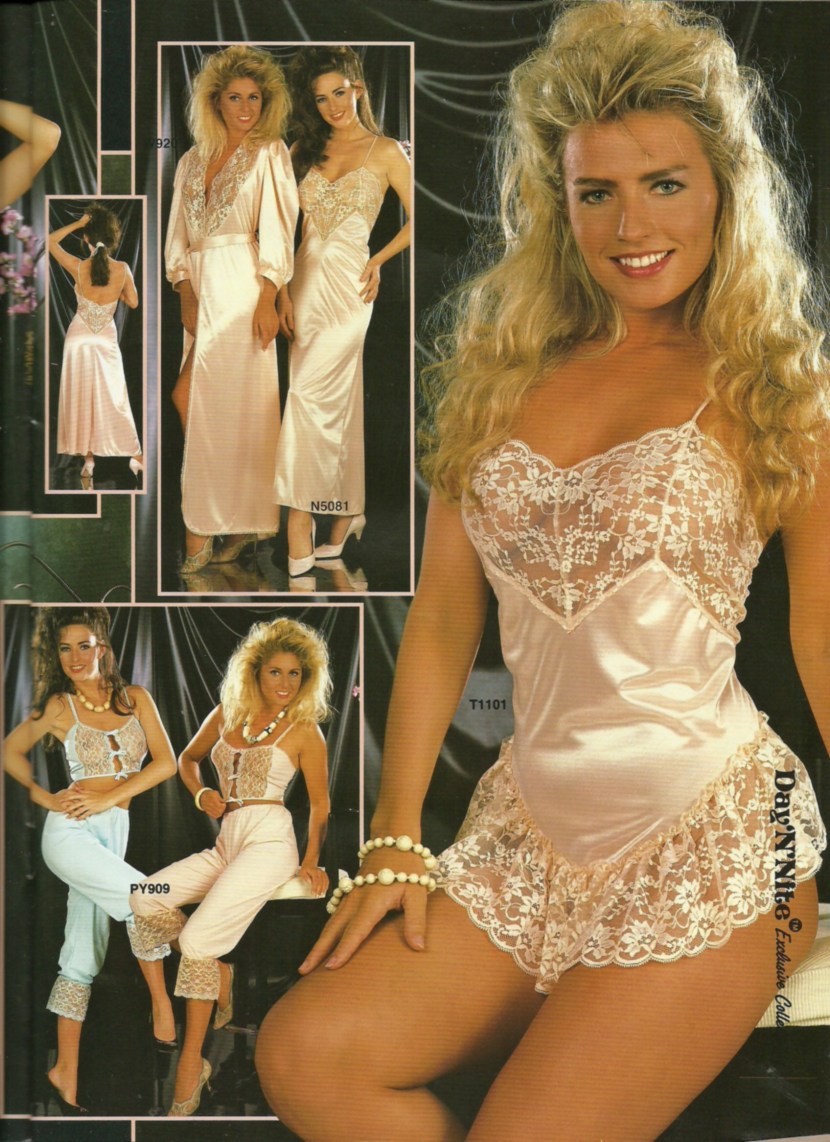 Women's linen of the 90s