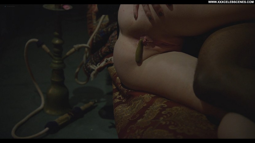 Maggie Gillenhale Character 2006 Nude