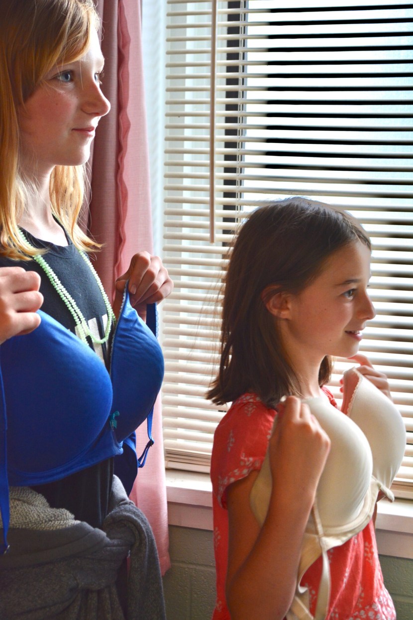 Dead Blonde in underwear