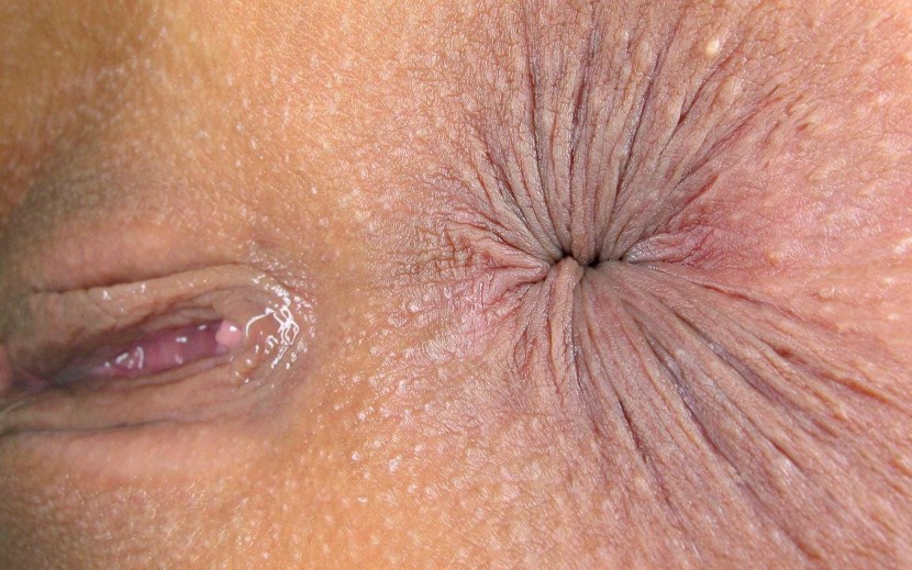 Coffee color girl Anus