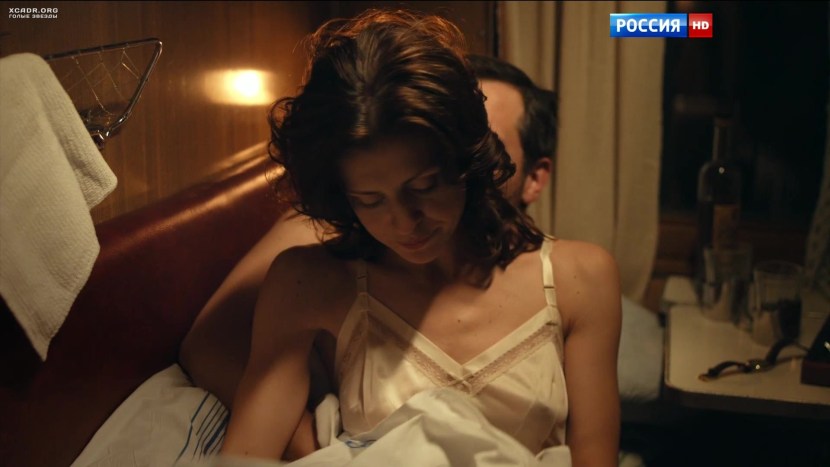 Olga Sutulova bed scene