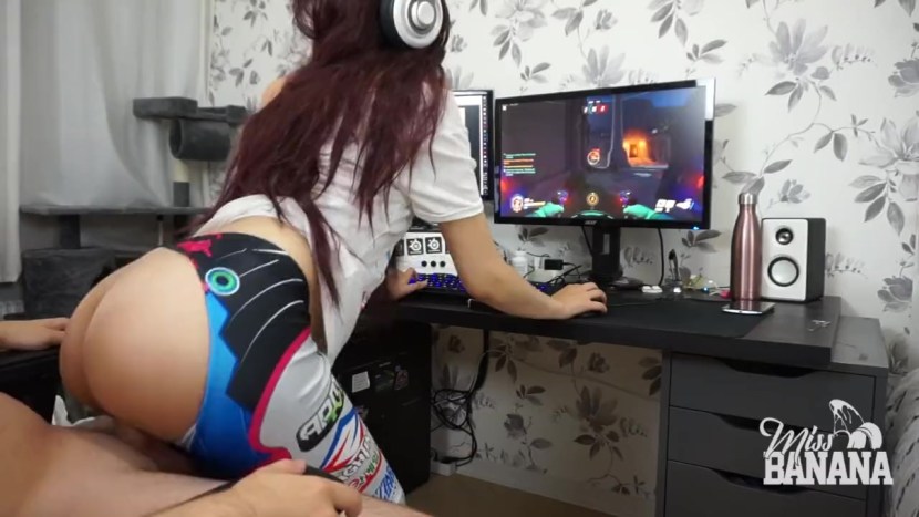 Boobs streamersh twich naked