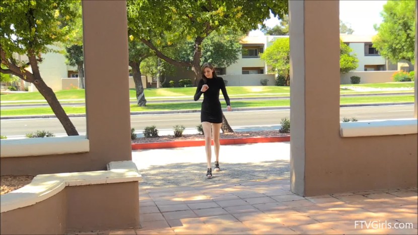 Mini skirt Secret camera