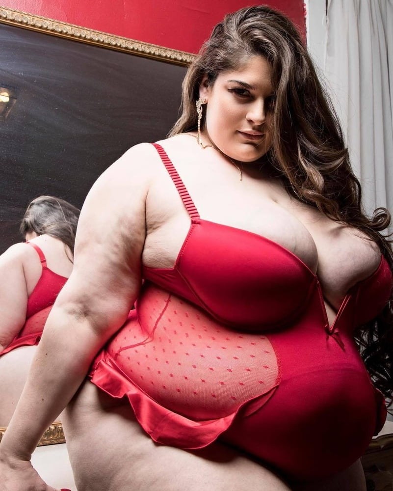 Samantha Anderson (38G) Old