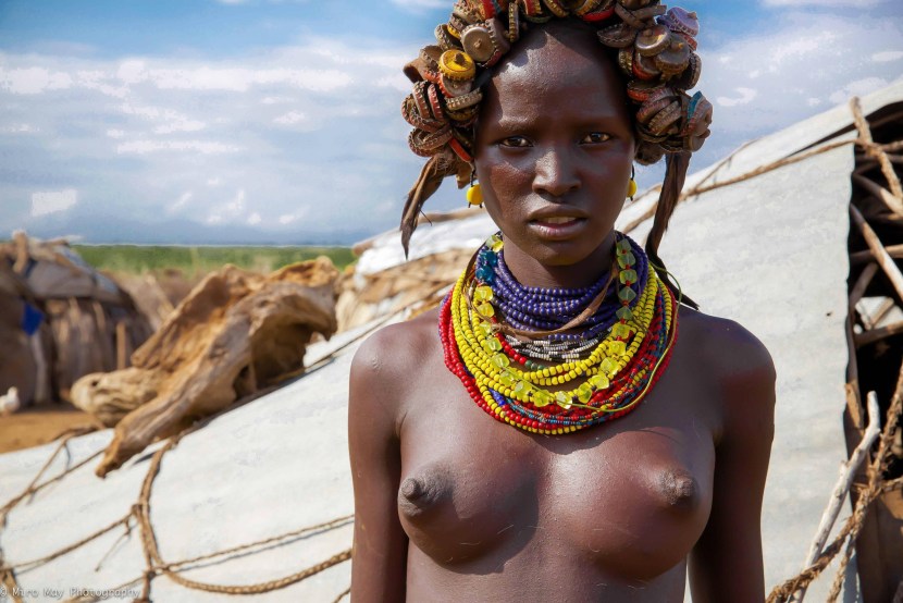Khimbia woman Pussy