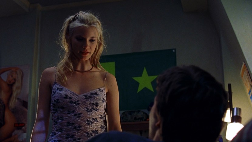 Amy Smart in underwear