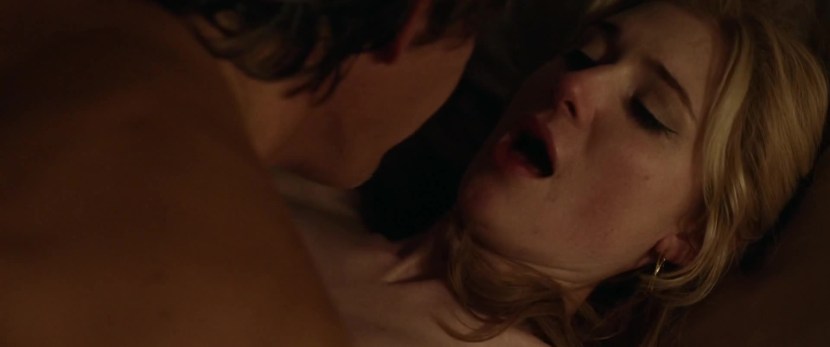 Vita and Virginia Kiss