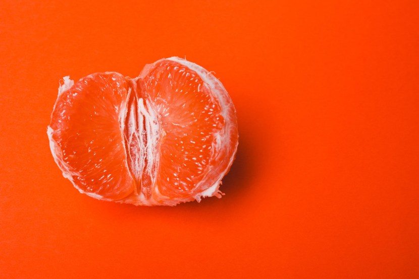 Grapefruit symbol of the vagina