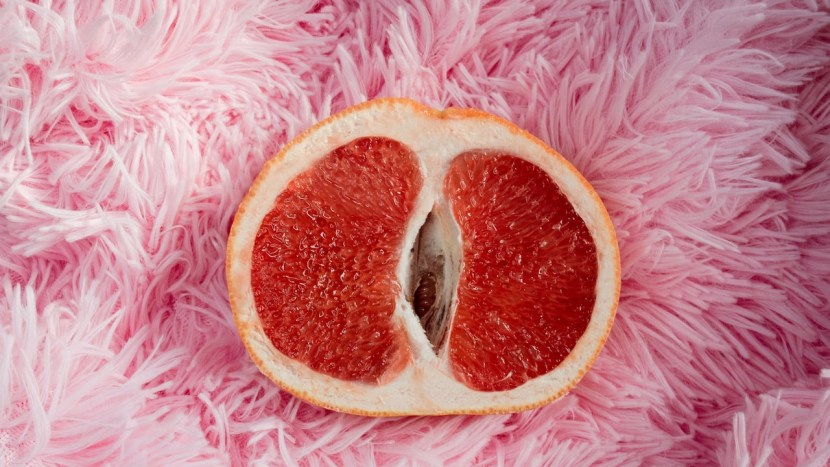 Grapefruit in erotic terms