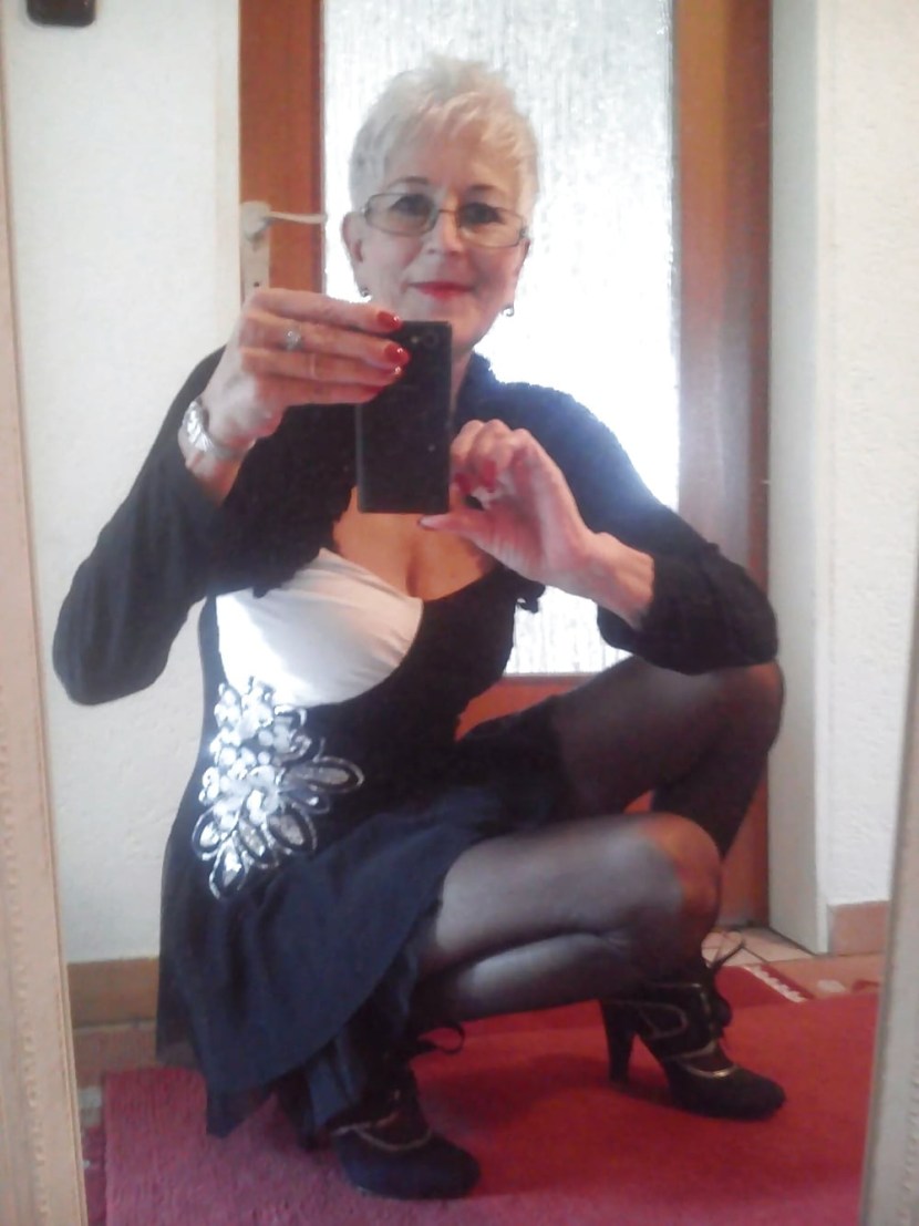 Ugly Granny in stockings
