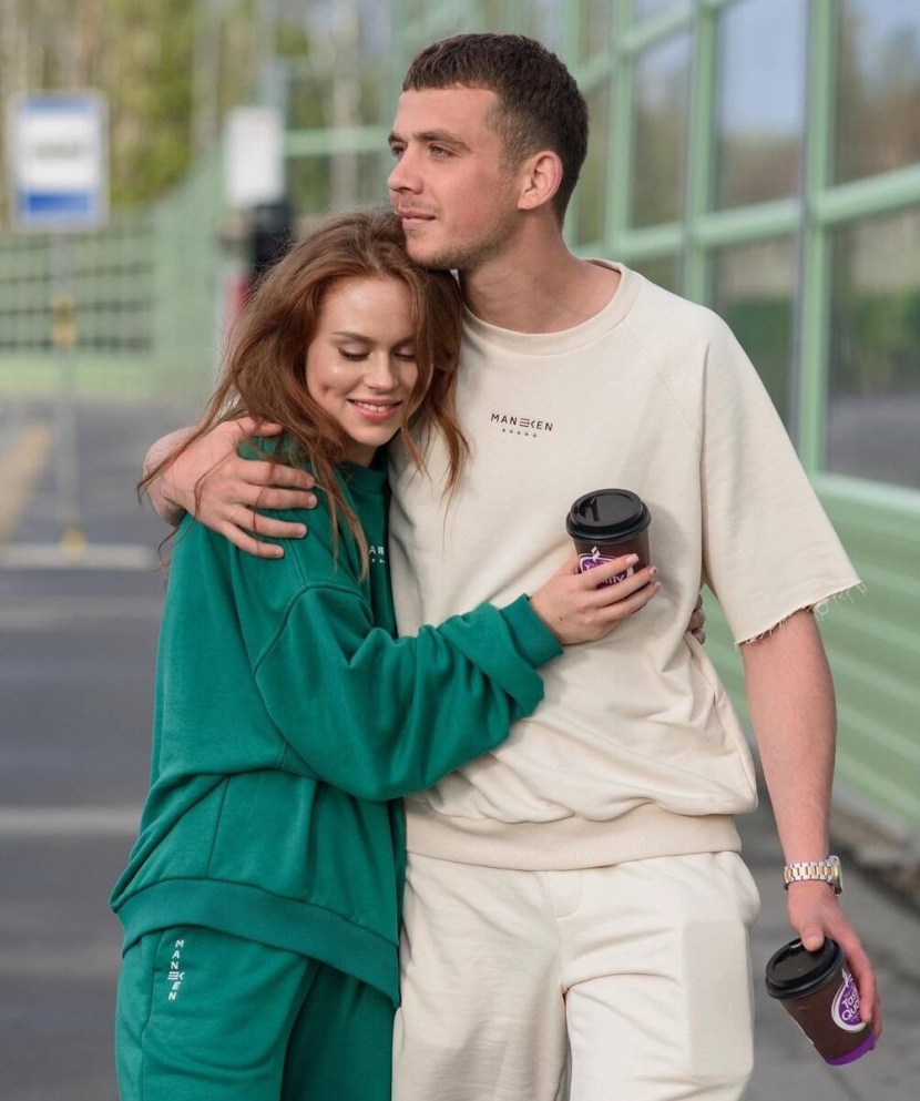 Husband Katya Gorina House 2