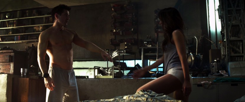 Naomi watts bed scenes