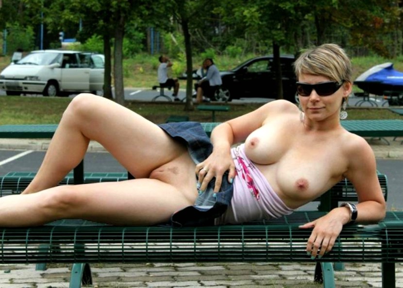 Female exhibitionism