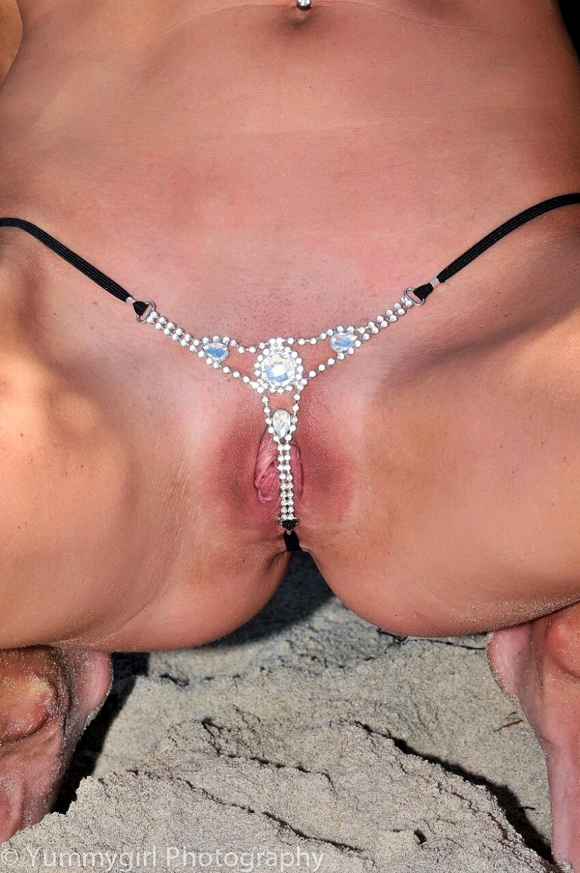 Anal in the thongs of beautiful