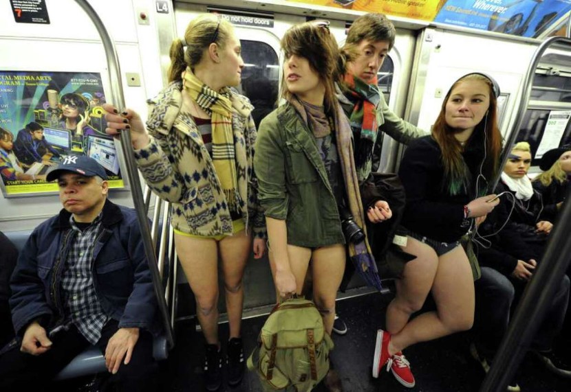 Flashmob in the subway without pants in Moscow 2017