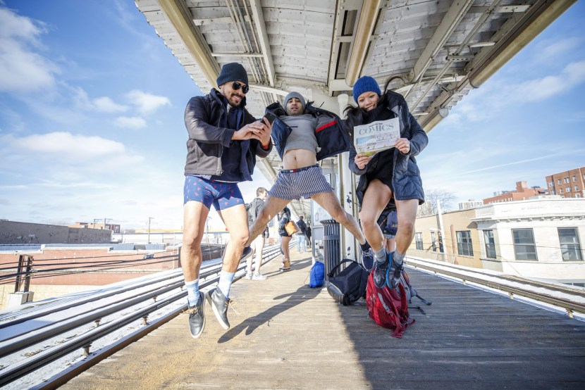 Katharine Mcphee squat