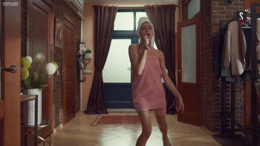 Arina Postnikova Family War