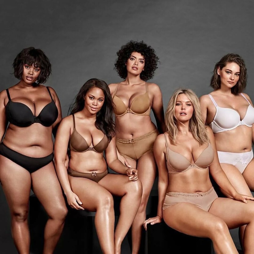 Many naked women photo