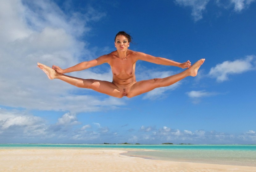 Agatha Mutsenza naked