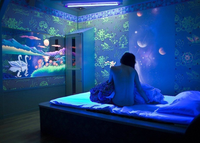 Sexy Lesbian Pickup for Real Slippery Nuru Massage