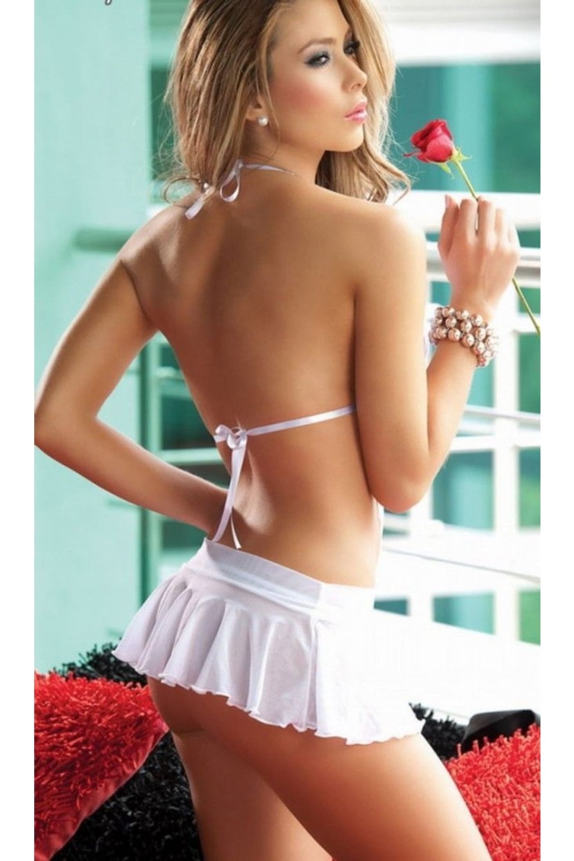 Latinchi in mini skirts