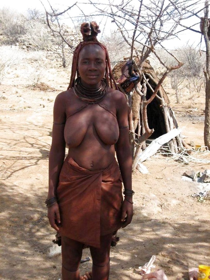 Naked women of African tribes